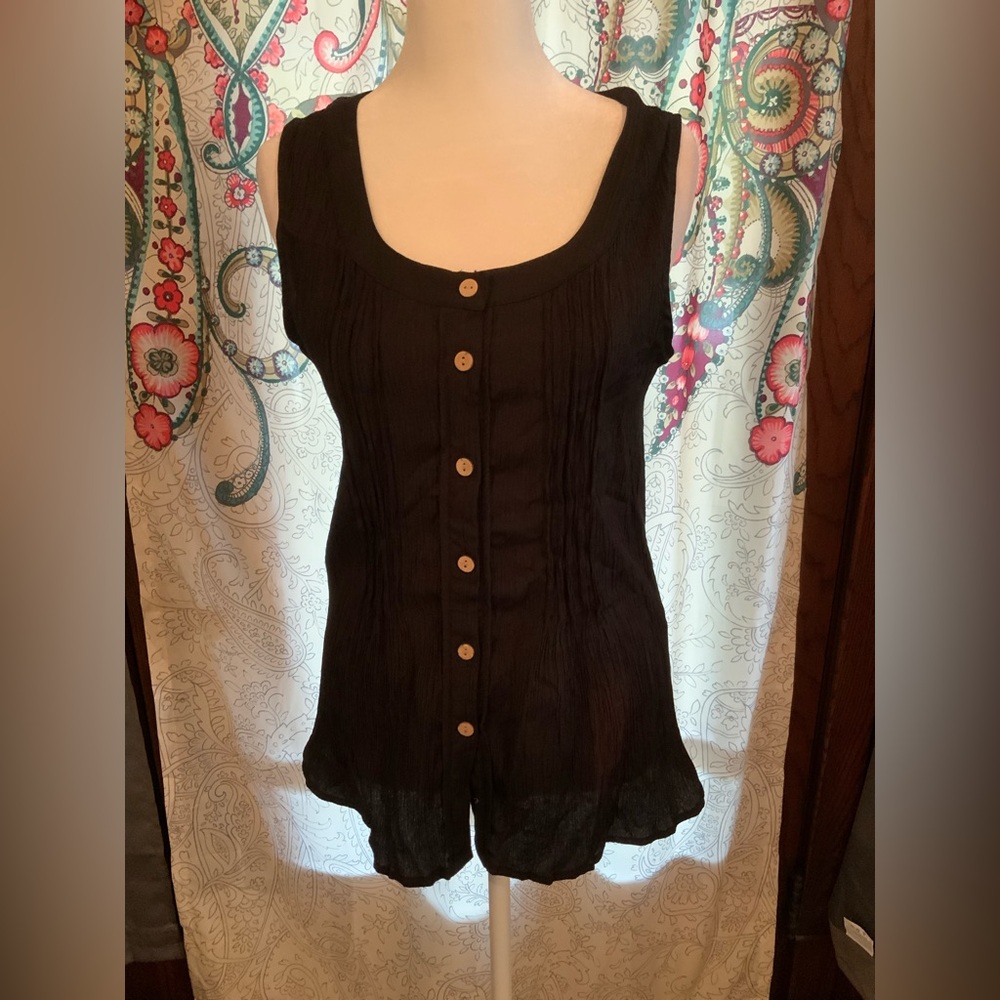 Jaclyn Smith Small Black Sleeveless Button Blouse Vampire Goth Whimsygoth Fairy